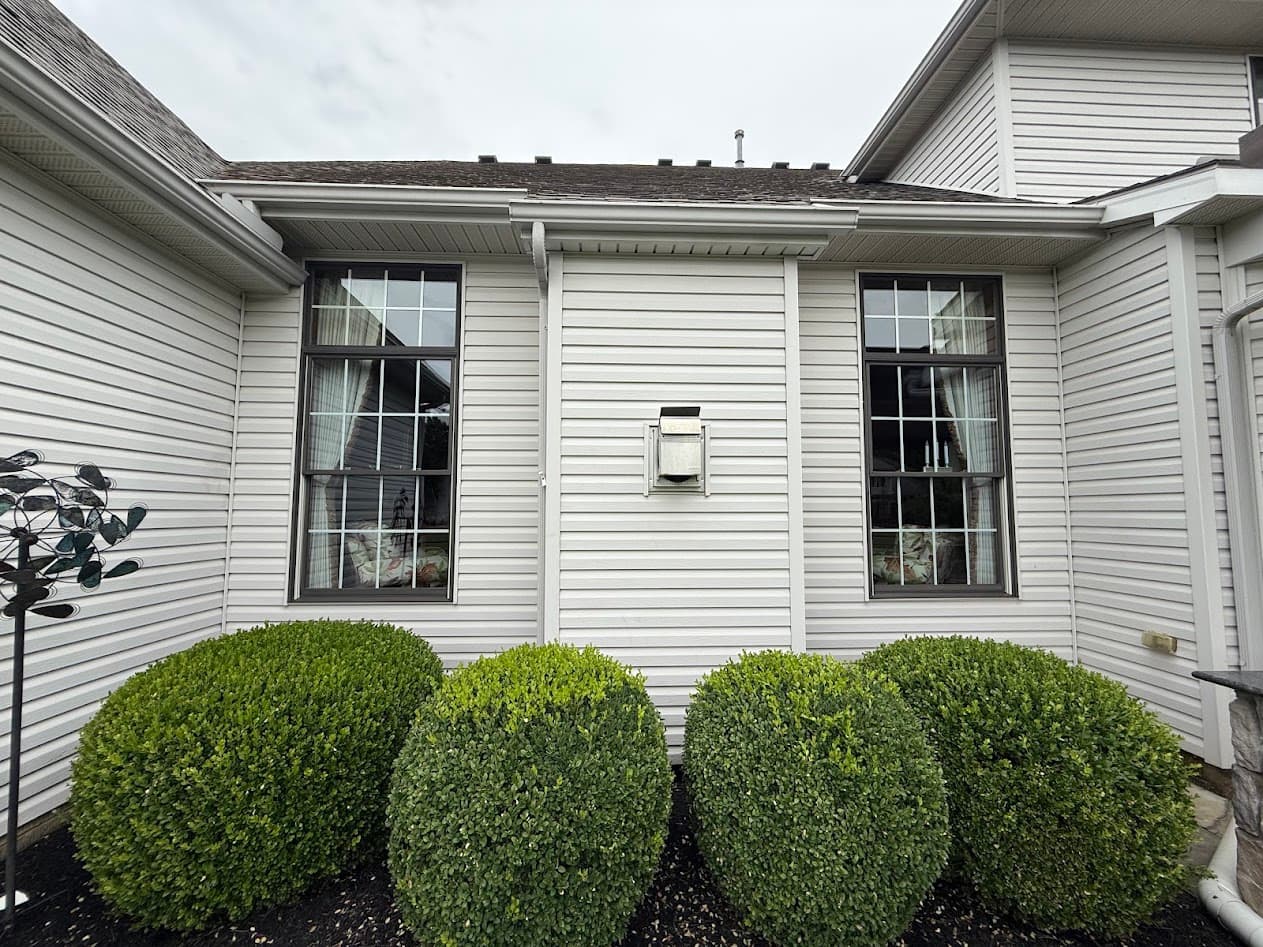 Streak-free exterior window cleaning on a home